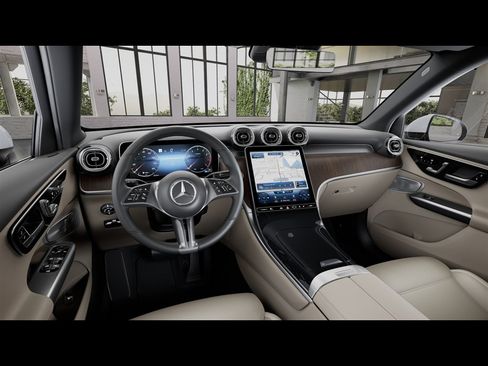 Certified 2026 Mercedes-Benz GLC 300 4MATIC image 38