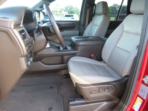 Used 2023 Chevrolet Tahoe LT RWD image 19