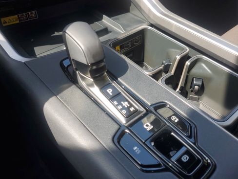 Certified 2026 Lexus TX 350 FWD w/ Technology Package image 31