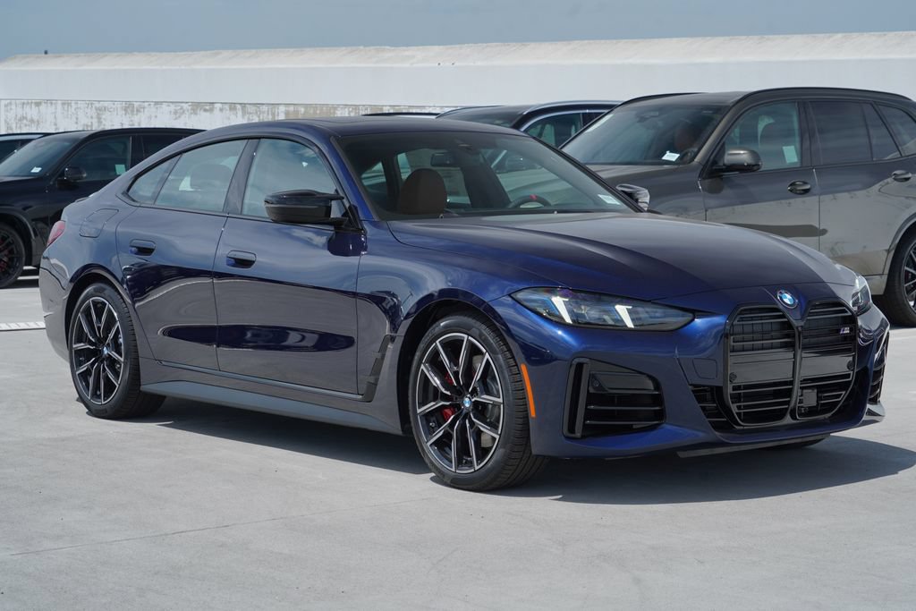 New 2026 BMW M440i w/ Premium Package RWD image 3