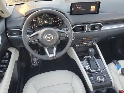 New 2025 MAZDA CX-5 AWD 2.5 S w/ Premium Plus Pkg image 19