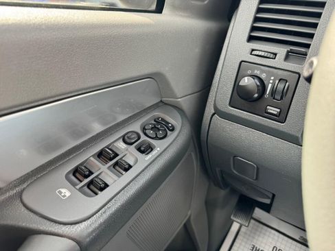 Used 2007 Dodge Ram 1500 Truck SLT w/ Trailer Tow Group image 19