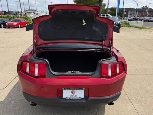 Used 2011 Ford Mustang Premium w/ 202A Rapid Spec Order Code RWD image 34