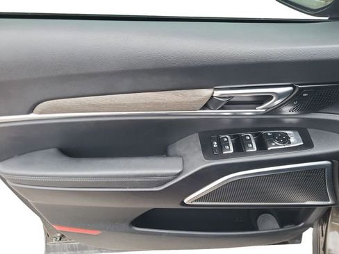 Used 2022 Kia Telluride SX image 10