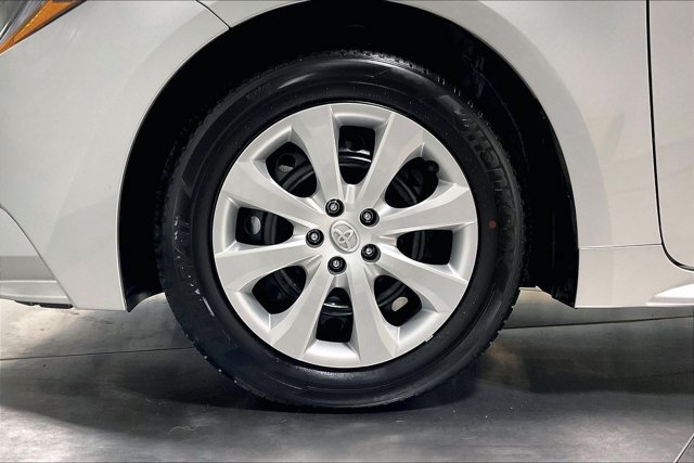 Certified 2026 Toyota Corolla LE FWD image 10