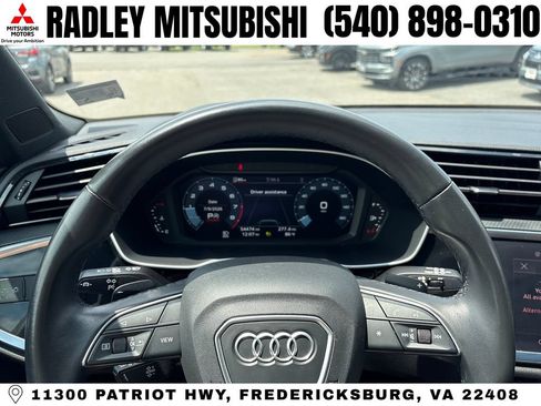 Used 2022 Audi Q3 2.0T Premium w/ Convenience Package AWD/4WD image 9