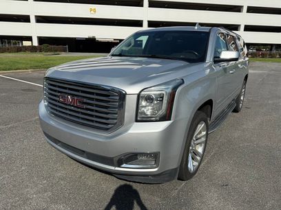 Used 2019 GMC Yukon XL SLT w/ Premium Edition