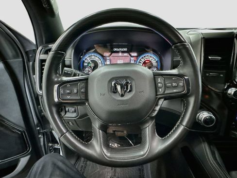 Used 2022 RAM 1500 Limited AWD/4WD image 11