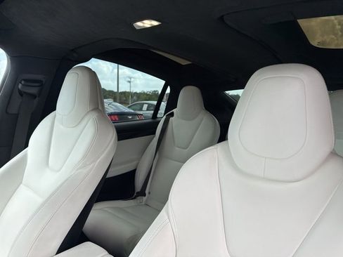 Used 2019 Tesla Model X 100D image 27