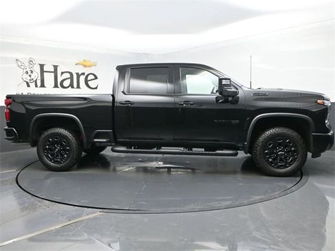 Used 2024 Chevrolet Silverado 2500 LTZ w/ LTZ Plus Package image 26