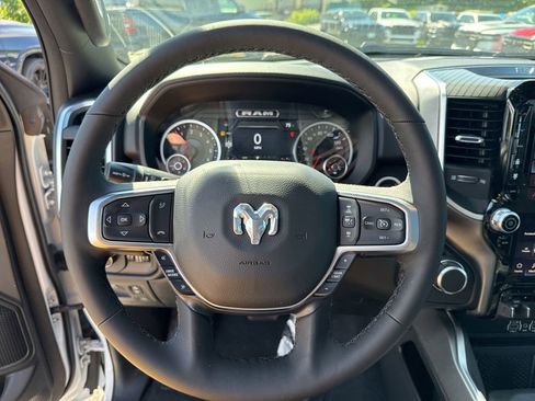New 2026 RAM 1500 4x4 Crew Cab image 10