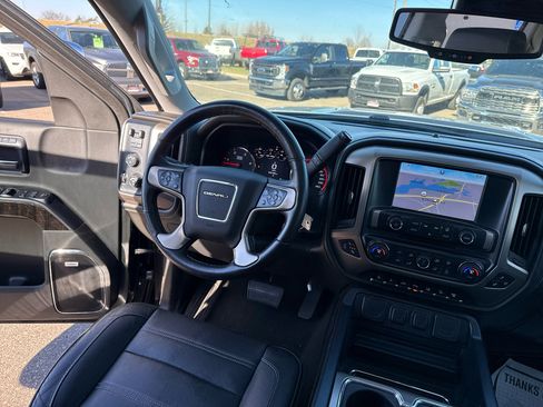 Used 2015 GMC Sierra 2500 Denali w/ Duramax Plus Package image 37