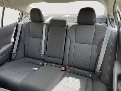 Used 2025 Subaru Legacy Premium image 28