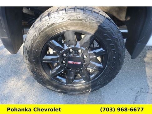 Used 2024 GMC Sierra 3500 AT4 w/ AT4 Premium Plus Package image 33