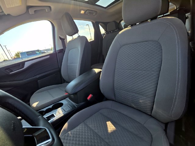 Used 2022 Ford Escape SE w/ Convenience Package AWD/4WD image 24