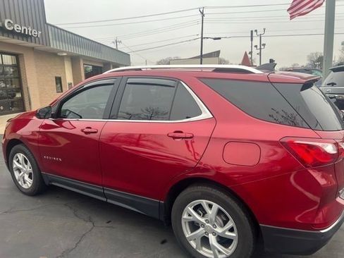 Used 2020 Chevrolet Equinox LT image 11