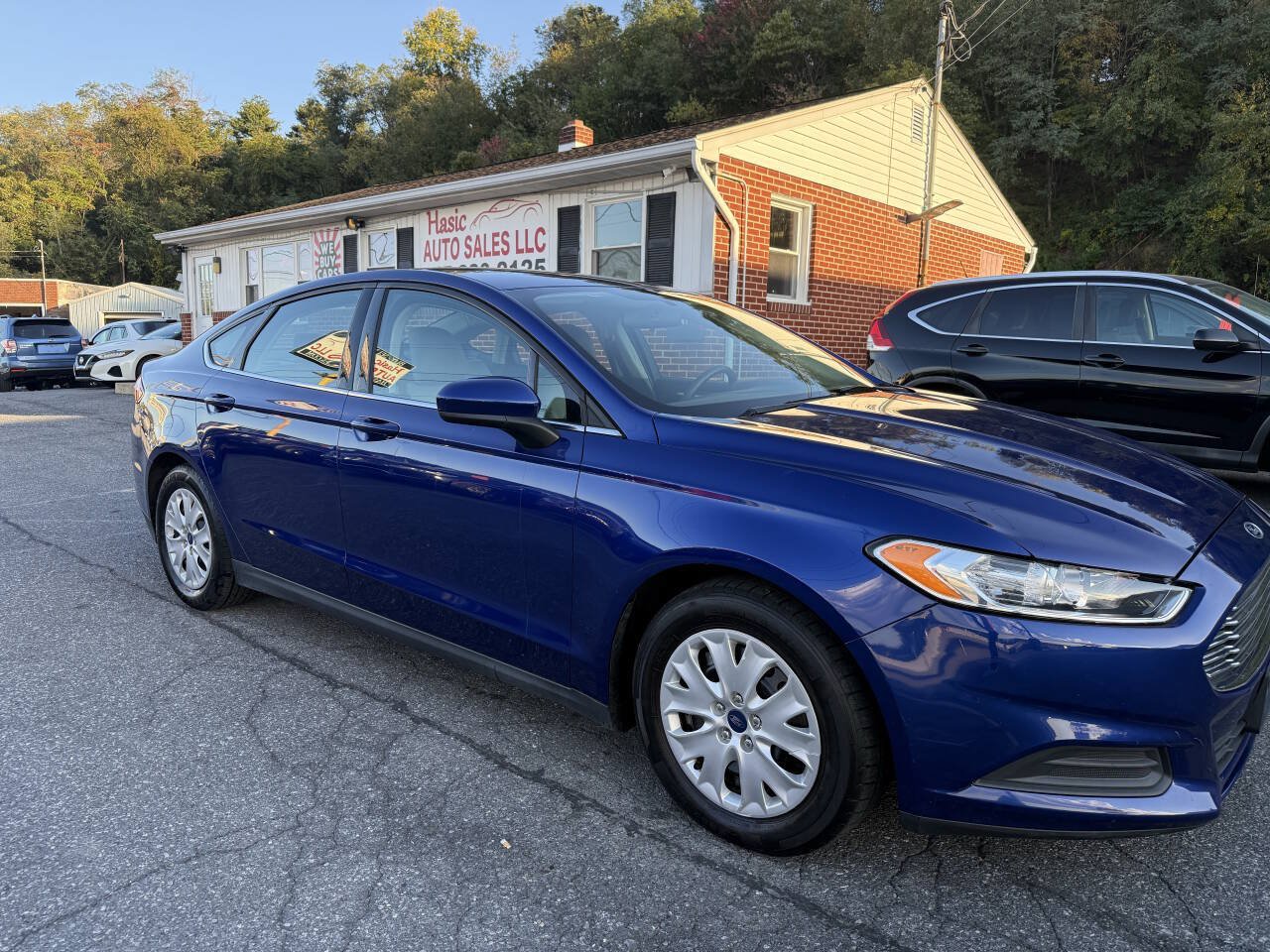 Used 2014 Ford Fusion S FWD image 2