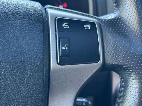 Used 2010 Toyota 4Runner Limited image 31