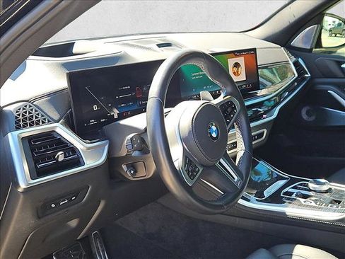 Used 2025 BMW X5 M60i w/ Executive Package image 10