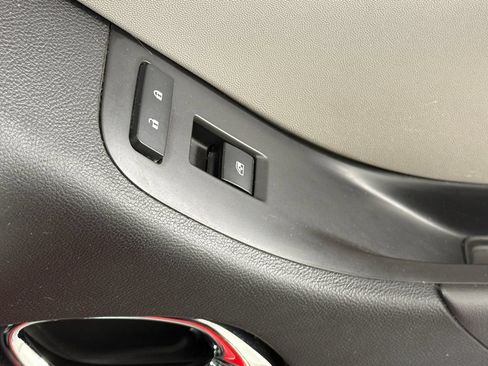 Used 2012 Chevrolet Camaro LS RWD image 33