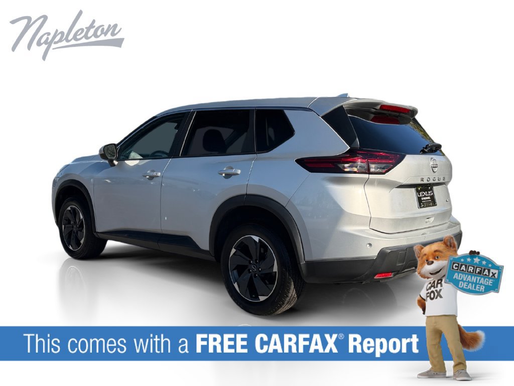 Used 2025 Nissan Rogue SV AWD/4WD image 3