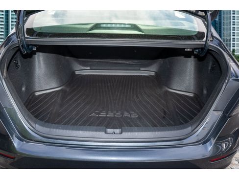 Certified 2023 Honda Accord LX image 9