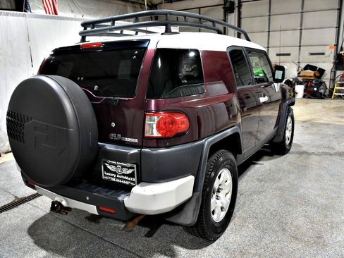Used 2007 Toyota FJ Cruiser 2WD image 24