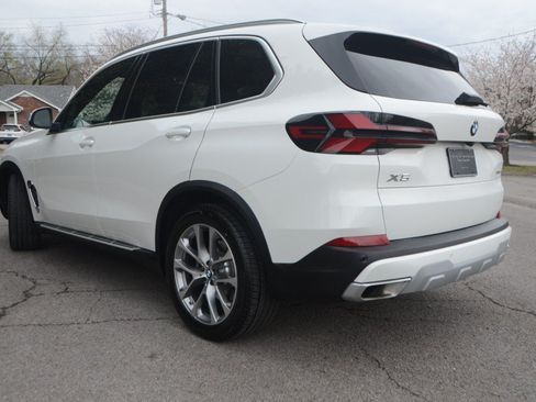 Used 2026 BMW X5 xDrive40i AWD/4WD image 23