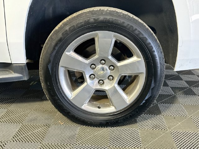Used 2017 Chevrolet Suburban LT w/ Texas Edition Package RWD image 29
