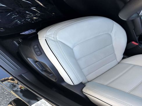 Certified 2025 MAZDA CX-5 AWD 2.5 S w/ Preferred Package image 19