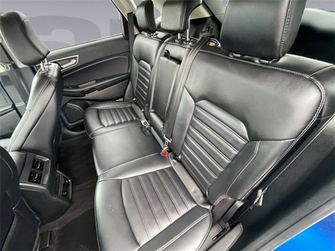 Used 2022 Ford Edge SEL w/ Convenience Package image 16