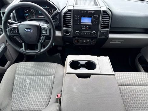 Used 2018 Ford F150 XLT RWD image 12