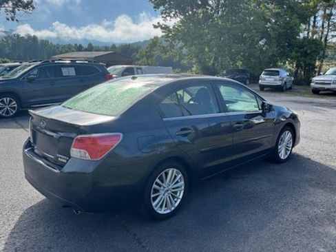Used 2016 Subaru Impreza 2.0i Premium AWD/4WD image 5