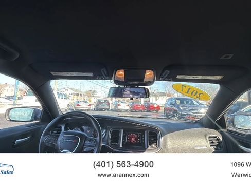 Used 2017 Dodge Charger SE w/ Blacktop Package image 22