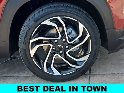 Used 2025 Chevrolet TrailBlazer RS w/ Driver Confidence Package image 38