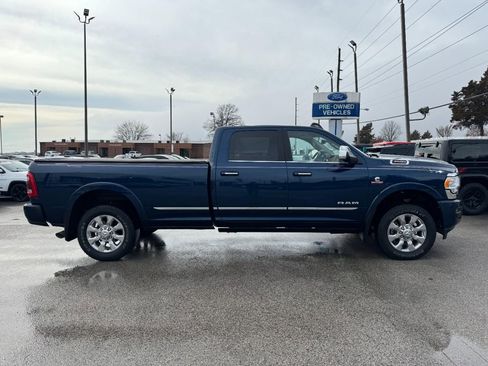 Used 2022 RAM 3500 Limited image 2