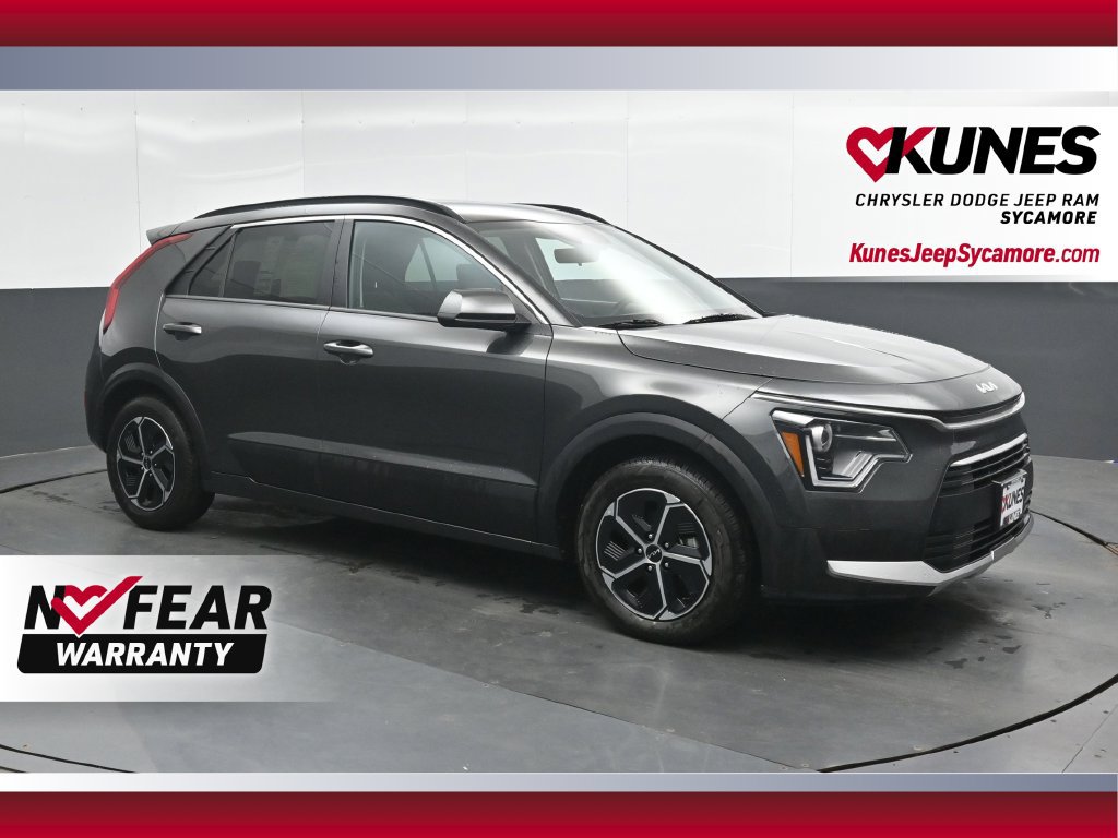 Used 2025 Kia Niro LX FWD image 1