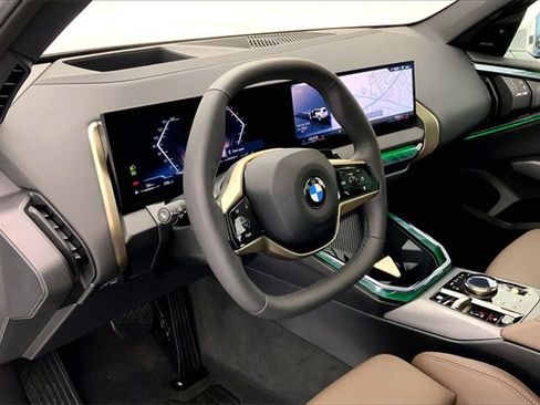 Used 2025 BMW X3 xDrive30i w/ Premium Package image 14