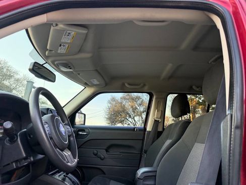 Used 2017 Jeep Patriot Sport image 13