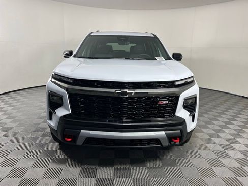 New 2026 Chevrolet Traverse Z71 w/ Driver Confidence Package AWD/4WD image 7