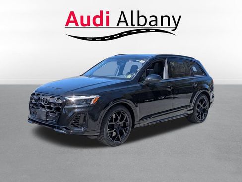 New 2026 Audi SQ7 Premium Plus AWD/4WD image 6