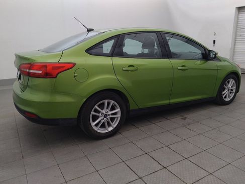 Used 2018 Ford Focus SE w/ Cold Weather Package FWD image 10