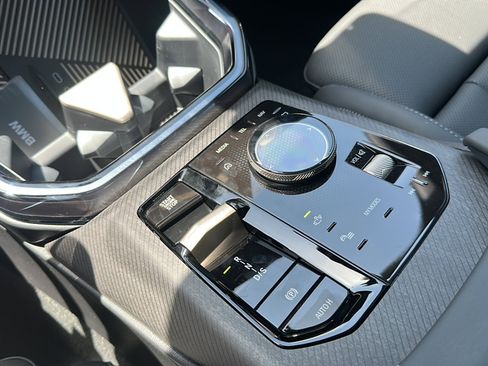 New 2025 BMW X3 xDrive30i w/ Premium Package image 25