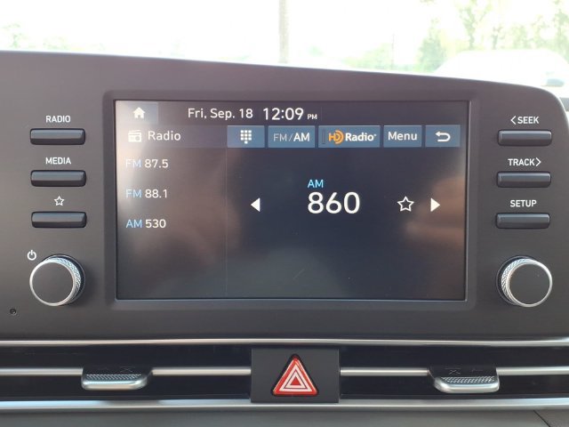 New 2026 Hyundai Elantra SE FWD image 6
