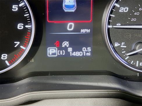 Used 2024 Subaru Crosstrek 2.0i Premium image 12