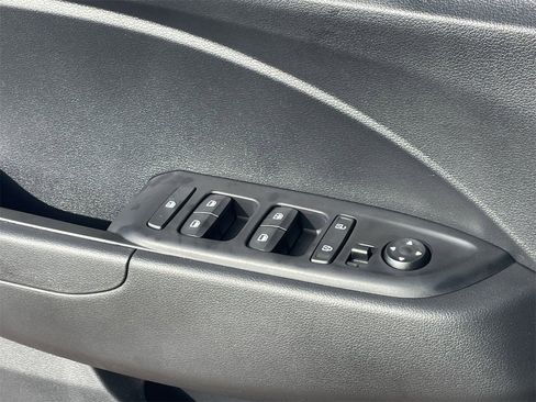 New 2026 Hyundai Venue SE image 20