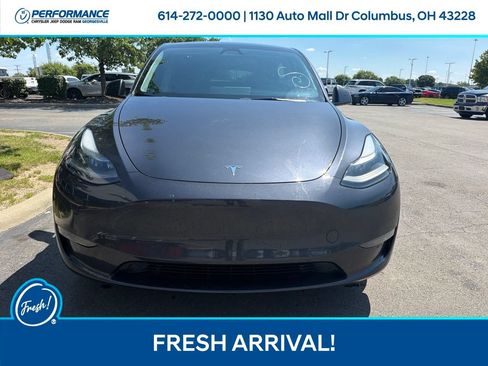 Used 2024 Tesla Model Y Long Range AWD/4WD image 3