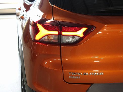 Used 2023 Chevrolet TrailBlazer ACTIV w/ Convenience Package image 39