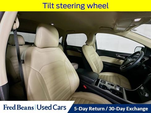 Used 2024 Ford Edge SEL w/ Class II Trailer Tow Package image 32