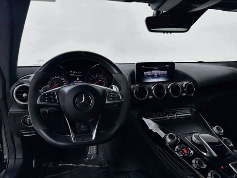Used 2016 Mercedes-Benz AMG GT S image 22